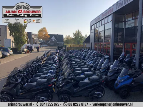 Piaggio TESTCENTRUM / PROEFRIJDEN Piaggio  TESTCENTRUM / PROEFRIJDEN