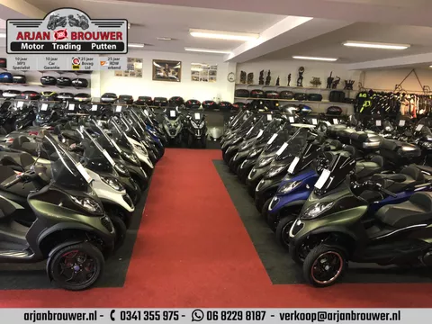 Piaggio MP3 500 LT HPE/ ABS 50 stuks, Gebruikt vanaf &euro; 5990