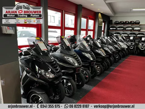 Peugeot Metropolis Peugeot  Metropolis 54x nieuw en gebruikt op voorraad!!!!