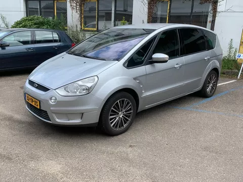 Ford S-MAX 2.0 16v / Airco/ Cruise control/ Navigatie