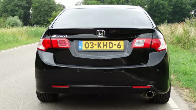 2009 Honda Accord JDM car for sale — photo 7 of 25