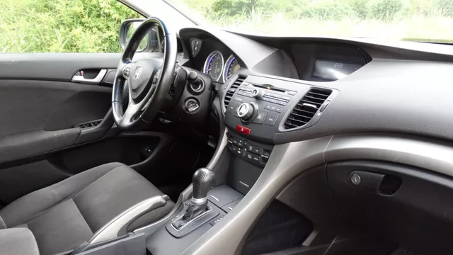 2009 Honda Accord JDM car for sale — photo 11 of 25