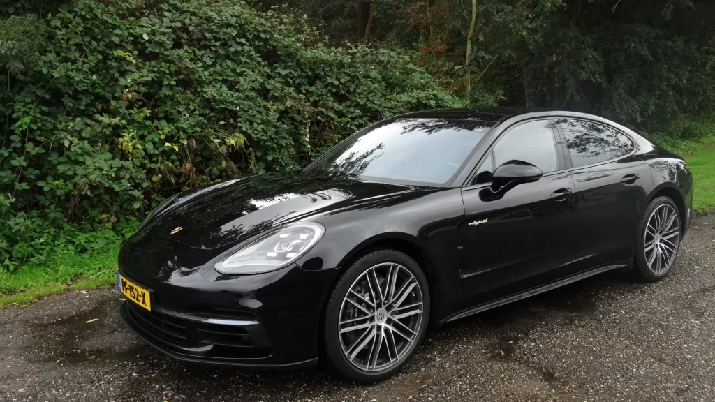 Porsche Panamera 2.9 4 E-Hybrid Exe. Porsche Panamera 2.9 4 E-Hybrid Exe.