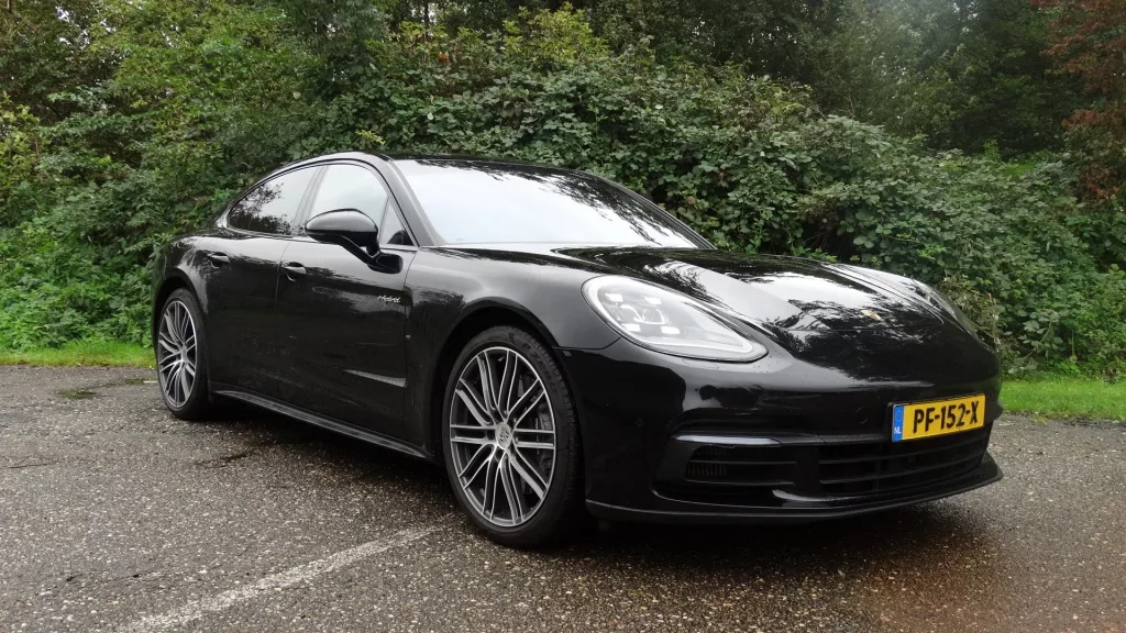 Porsche Panamera 2.9 4 E-Hybrid Exe. Porsche Panamera 2.9 4 E-Hybrid Exe.