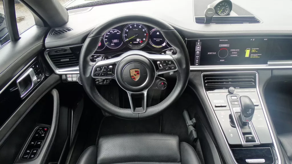Porsche Panamera 2.9 4 E-Hybrid Exe. Porsche Panamera 2.9 4 E-Hybrid Exe.