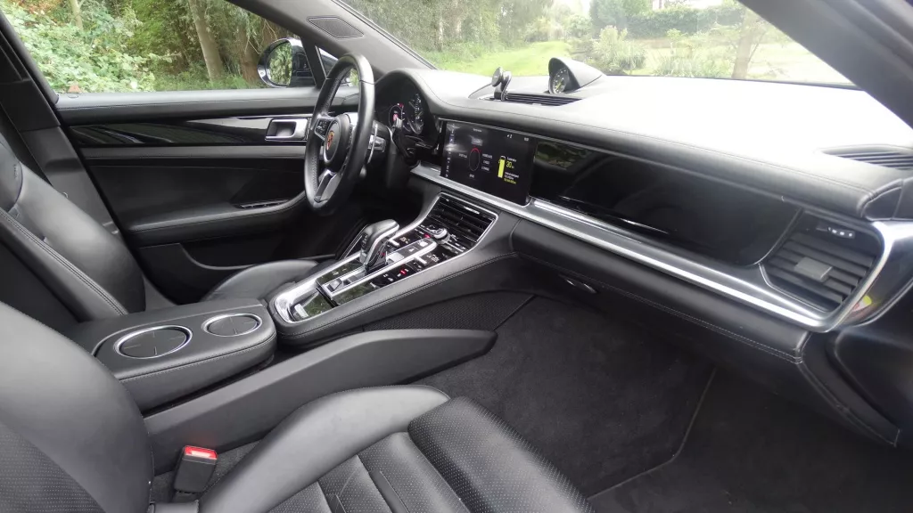 Porsche Panamera 2.9 4 E-Hybrid Exe. Porsche Panamera 2.9 4 E-Hybrid Exe.