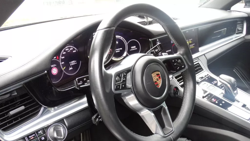 Porsche Panamera 2.9 4 E-Hybrid Exe. Porsche Panamera 2.9 4 E-Hybrid Exe.