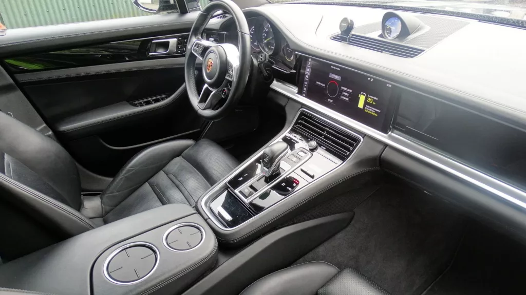 Porsche Panamera 2.9 4 E-Hybrid Exe. Porsche Panamera 2.9 4 E-Hybrid Exe.