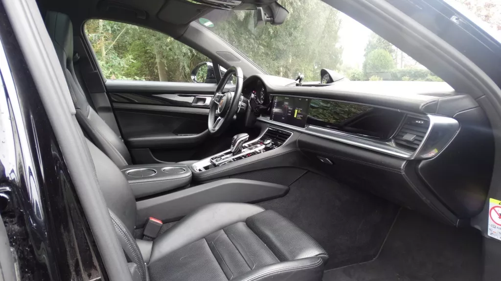 Porsche Panamera 2.9 4 E-Hybrid Exe. Porsche Panamera 2.9 4 E-Hybrid Exe.