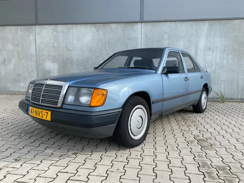 Mercedes-Benz 200-500 (W124)/oldtimer/apk/lpg 200