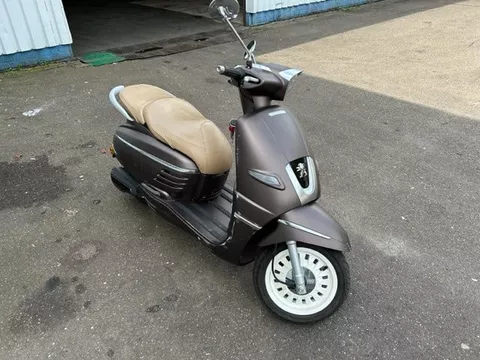 Peugeot DJANGO 50 cc, 25 km , Snor scooter