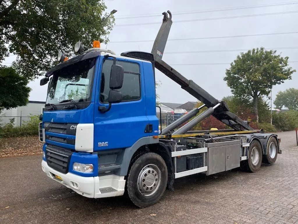 DAF 85 85CF 360 EURO 5 6X2 MANUAL/ HANDGESCHAKELD