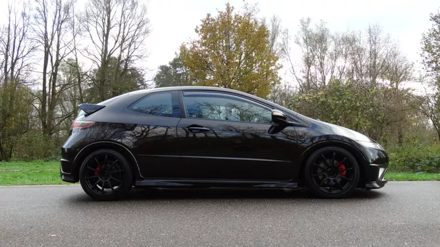 2007 Honda Civic JDM car for sale — photo 2 of 24