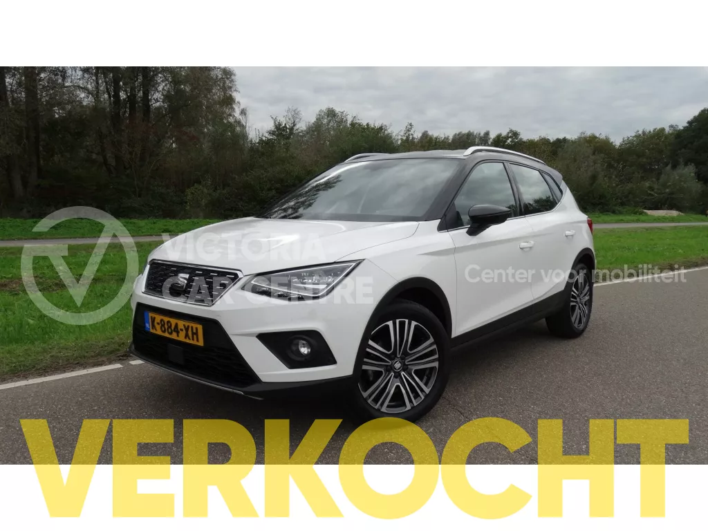 SEAT Arona 1.0 TSI / 17&quot; / Zwart dak/ LED