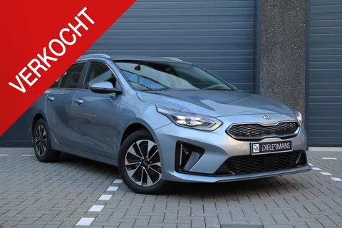 Kia Ceed Sportswagon 1.6 GDI PHEV DynamicPlusLine Apple Carplay | Stoelverwarming | Elektrische stoelverstelling | Keyless entry & Keyless start Kia Ceed Sportswagon 1.6 GDI PHEV DynamicPlusLine Apple Carplay | Stoelverwarming | Elektrische stoelverstelling | Keyless entry & Keyless start