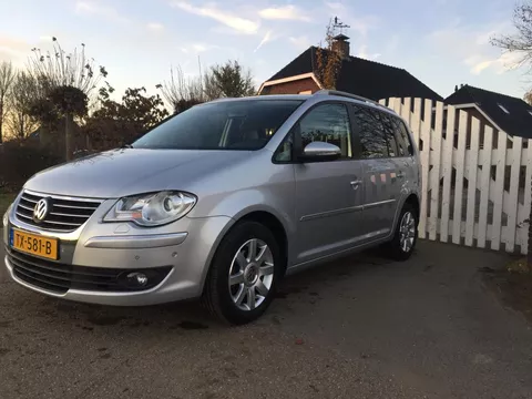 Volkswagen Touran 1.4 16V TSI Leer Navi Pdc Park Assist