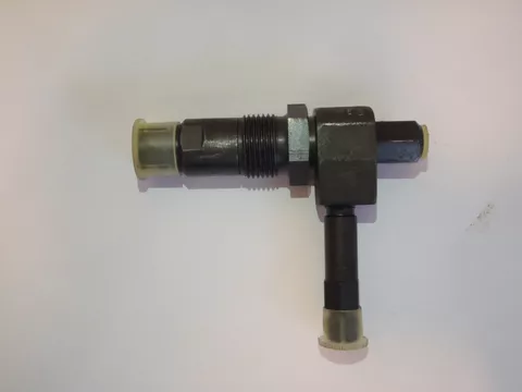 Diverse BOSCH NOZZLE KD57SD81/13 
MAGIRUS DEUTZ