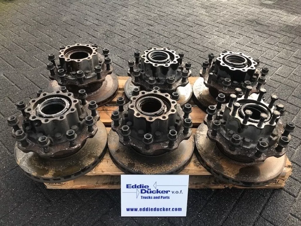 MAN 81.35003-7631 WHEEL HUB ZF AV-132/90GR 44723532 MAN BUS