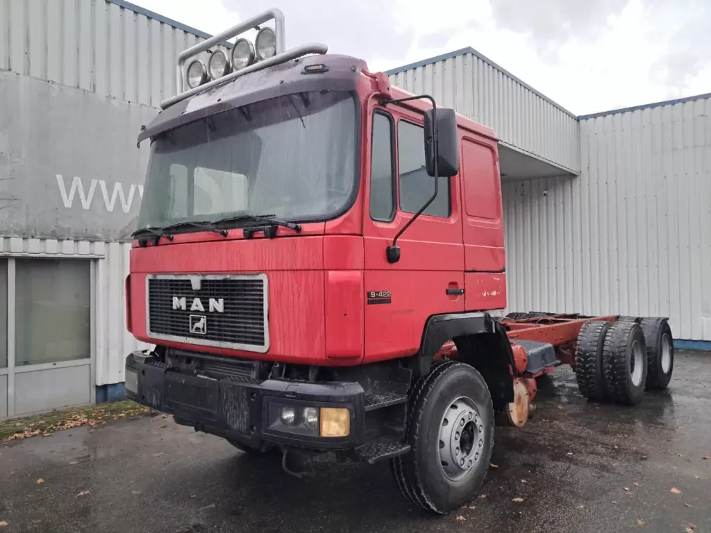 MAN 26-422 , 6x4 , Spring Suspension , ZF Manual Gearbox, Intarder