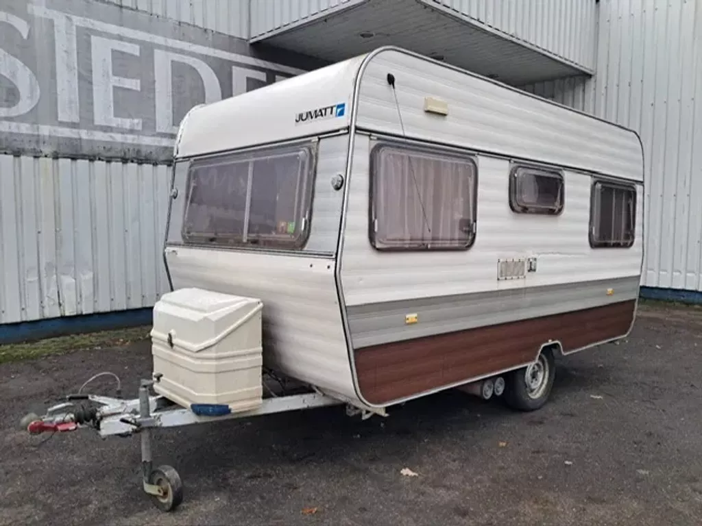 De Roeck Jumatt 400 Caravan