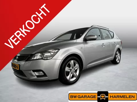 Kia cee'd Sporty Wagon 1.4 CVVT Navigator Plus Pack | Trekhaak | Cruise Control | PDC Achter |