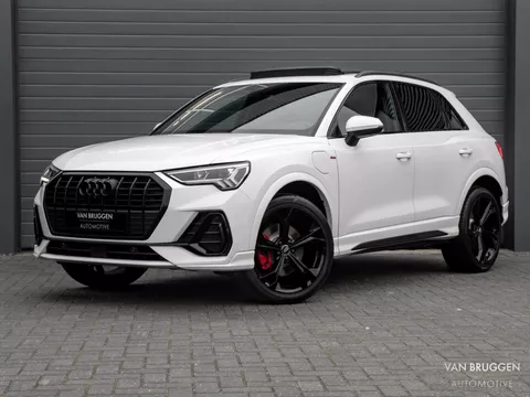 Audi Q3 45 TFSI e S-Line Pano 360 Sfeer ACC 20&quot; CarPlay