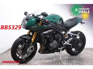 Triumph Speed Triple 1200 RR Carbon LED ABS Lap Timer 1.572 km!