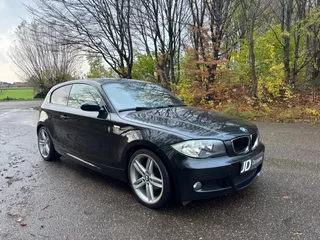 BMW 1-serie 116i Introduction | M-Pakket | 18'' | APK 02-2027