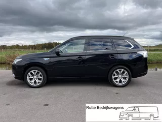 Mitsubishi Outlander 2.0 PHEV Instyle+ 1e eigenaar dealer onderhouden!