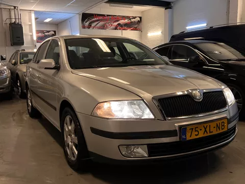 Skoda Octavia 1.9 TDI 77kw Sedan Clima