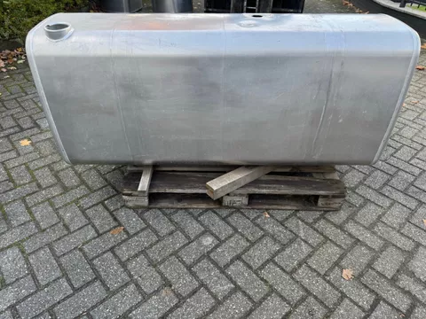 Renault 1000068661 650 LITER / D-SHAPED