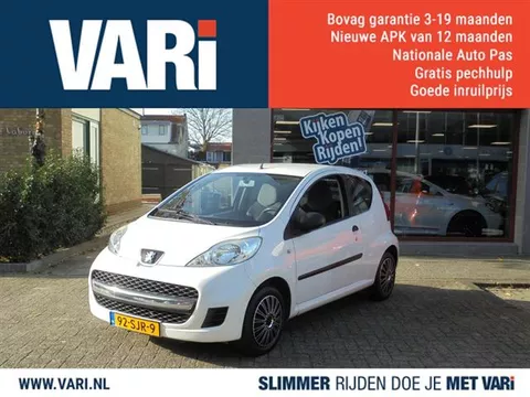 Peugeot 107 1.0 12V XR