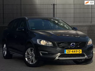Volvo V60 Cross Country 2.0 D3|Leer|Trekhaak|Cruise|Navi