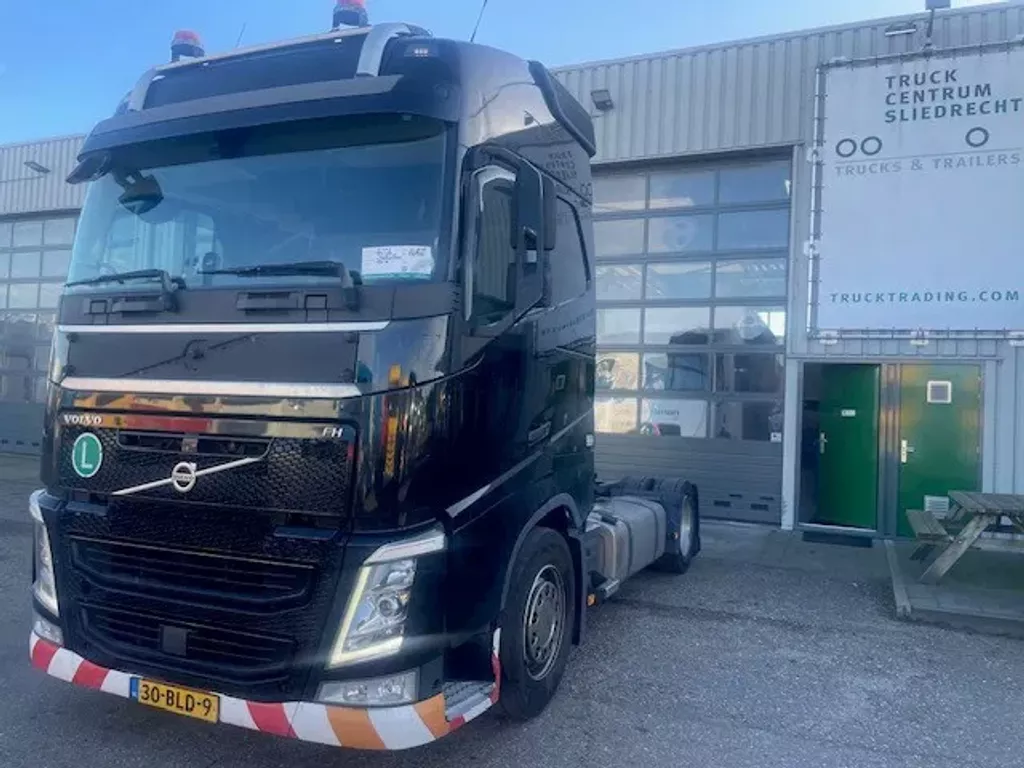 Volvo FH 460 Mega,lowliner,2x tank,VEB,I park cool