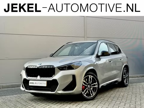 BMW X1 sDrive20i M-Sport, Panoramadak, 19&quot; LM velgen, enz