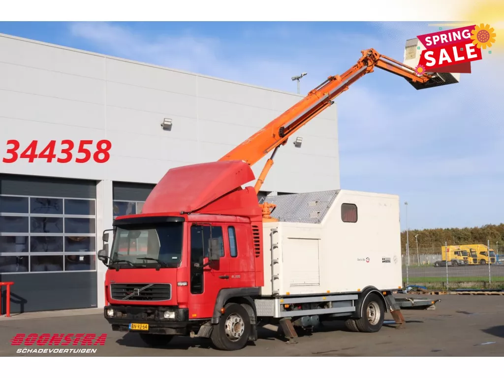 Volvo FL 220 Hubarbeitsbuhne Custers T200 18T