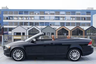 Volvo C70 Convertible 2.4 140 PK