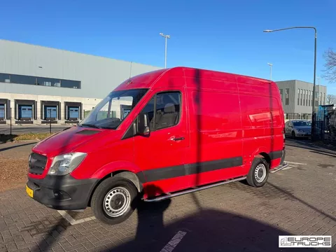 Mercedes-Benz Sprinter 210 CDI NL Car - Manual - L2H2 - APK/TUV - Low KM T07114