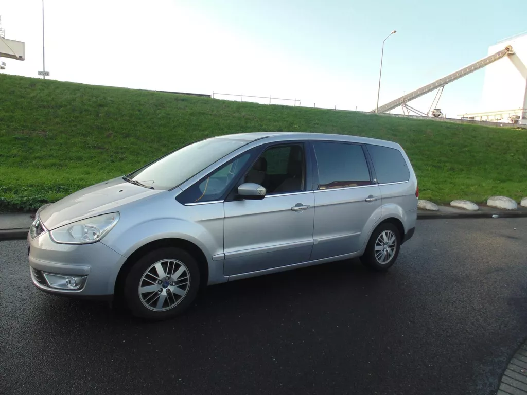 Ford Galaxy 2.0-16V Ghia 7 SET MET AIRCO