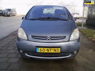 Citroen Xsara Picasso 1.8i-16V Diff&eacute;rence