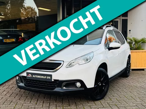 Peugeot 2008 1.2 PureTech Navi*Panorama*led