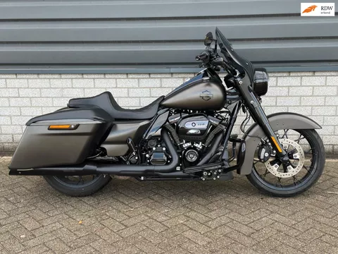 Harley Davidson FLHRXS Road King Special 114 5HD TC ABS (BJ 2020)