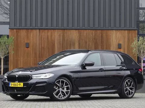 BMW 5 Serie Touring 530e 292PK M-Sport Individual / laser *NAP*
