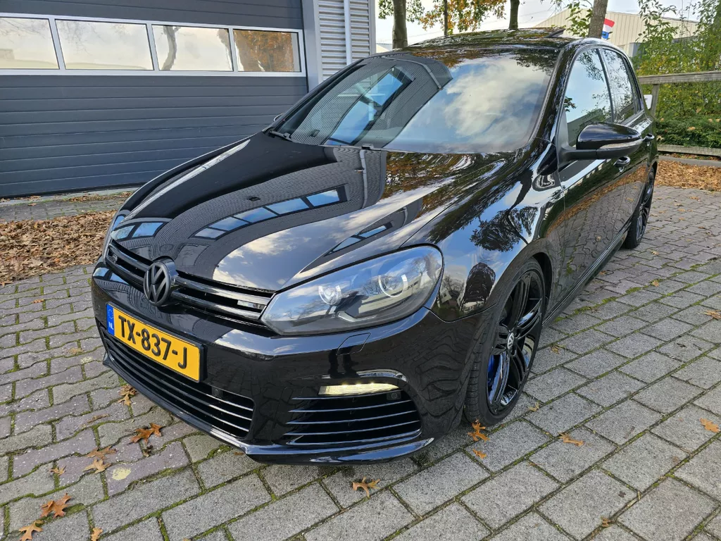 Volkswagen Golf 2.0 R-4 MOTION DSG