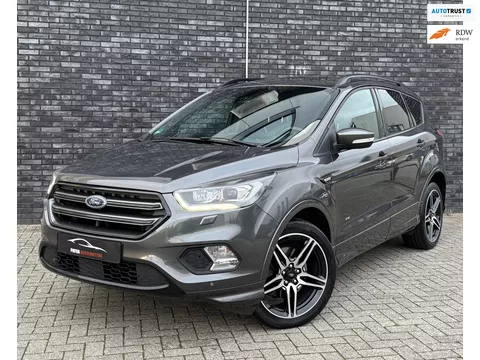 Ford Kuga 1.5 EcoBoost ST Line 1e Eig|Camera|Pano|ACC|1800kg Trekgewicht|Winter-Pack|Dealer Onderhouden|AUTOMAAT|Trekhaak