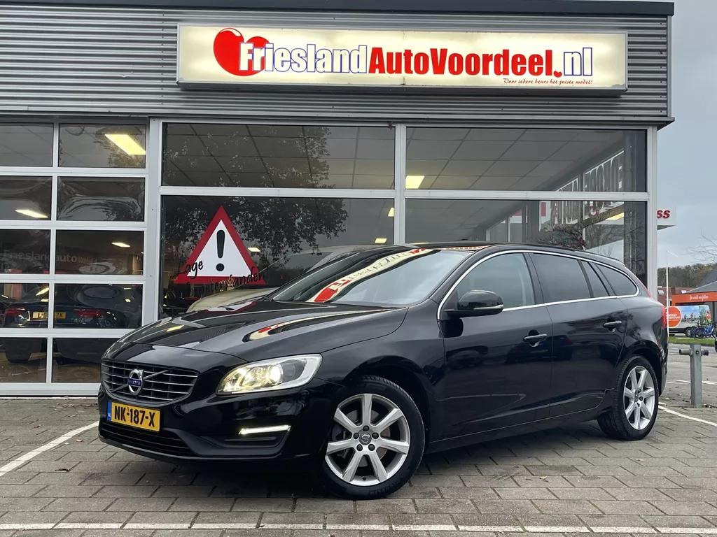 Volvo V60 1.5 T2 Nordic+ /Automaat/Cruise/Climate/Navi/Stoelverw./Trekhaak/2017/