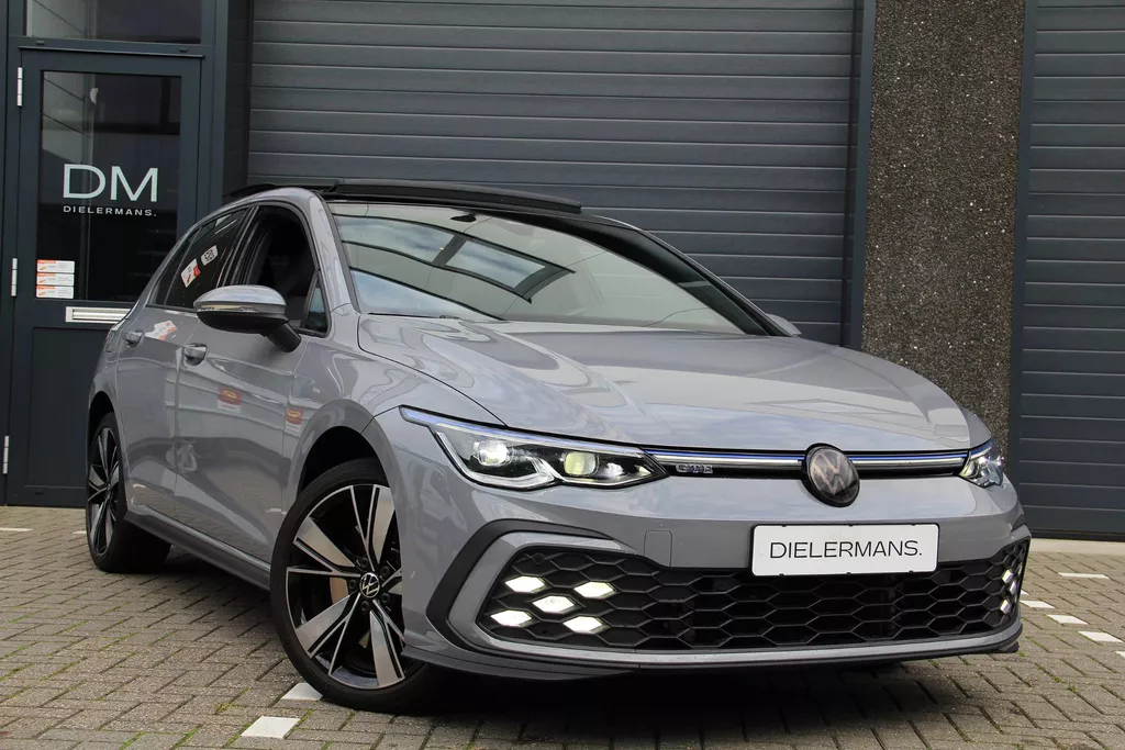 Volkswagen Golf 1.4 eHybrid GTE Pano | IQ Lights | Moonstone Grey