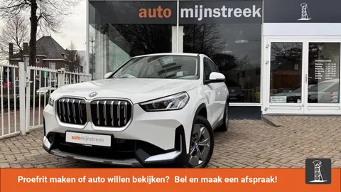 BMW iX1 xDrive30 Launch Edition 67 kWh | Eerste eigenaar | Prijs is incl. BTW | Fabrieksgarantie |