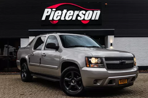 Chevrolet USA Avalanche 5.3 V8 4WD LTZ YOUNGTIMER NAP PANO