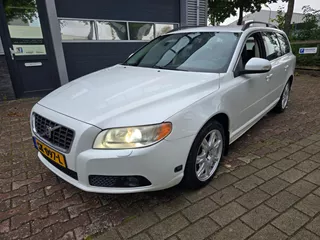 Volvo V70 2.5T Momentum